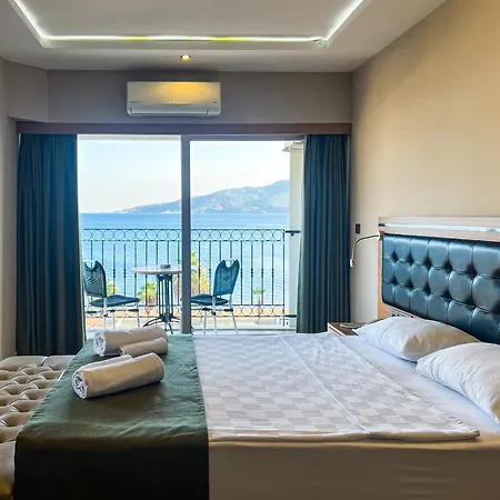 Hotell Aurasia Sea Side 3*