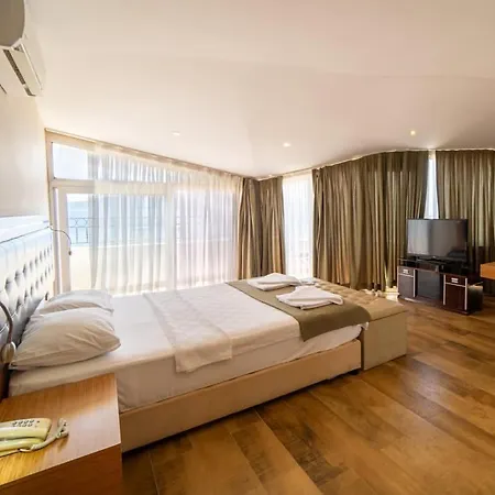 Hotell Aurasia Sea Side 3*