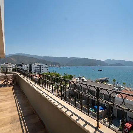 Hotell Aurasia Sea Side