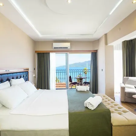 Aurasia Sea Side Hotell 3*